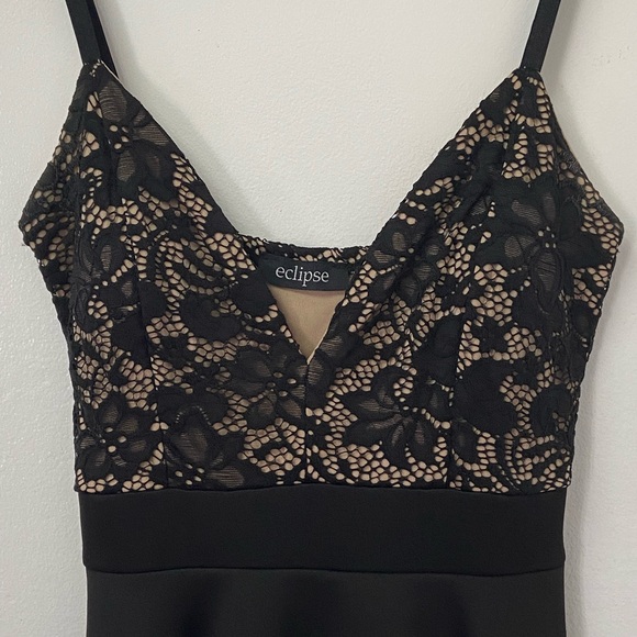 Eclipse Lace Bodice Dress - Picture 2 of 7